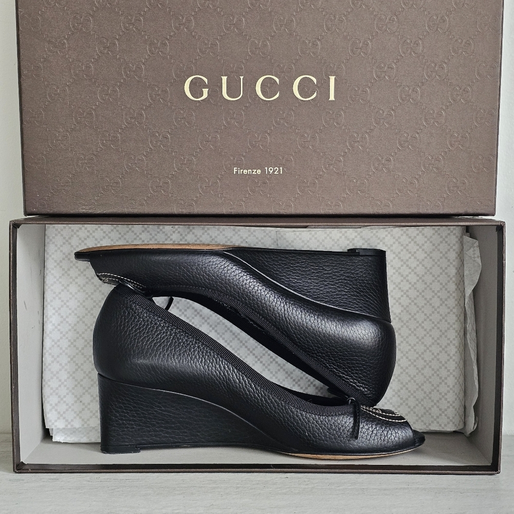🖤 Gucci Wedge Heels 🖤 - Picture 9 of 10